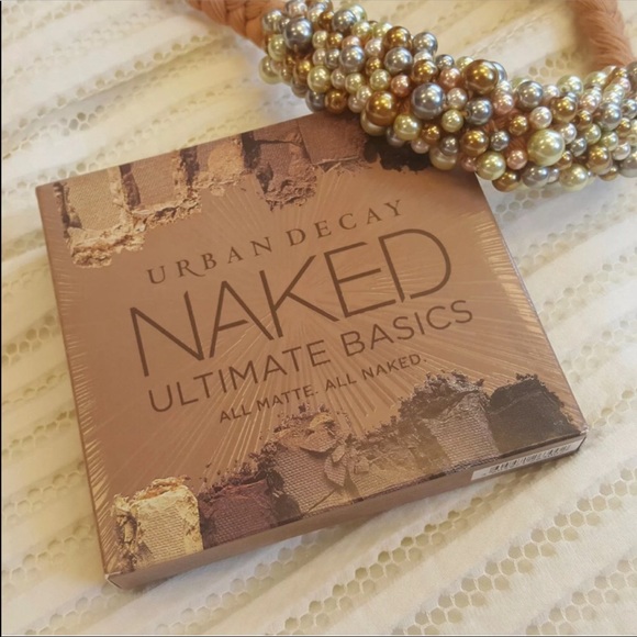 ⭐️LAST ONE⭐️ BNIB NAKED ULTIMATE BASICS PALETTE⭐️ - Picture 3 of 3